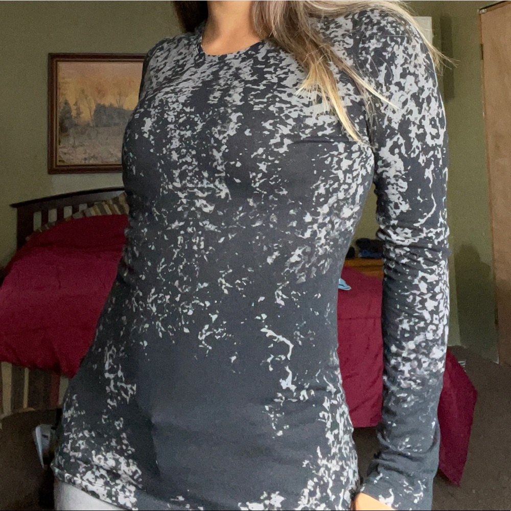 Gray Inkblot Long Sleeve Stretch T-Shirt